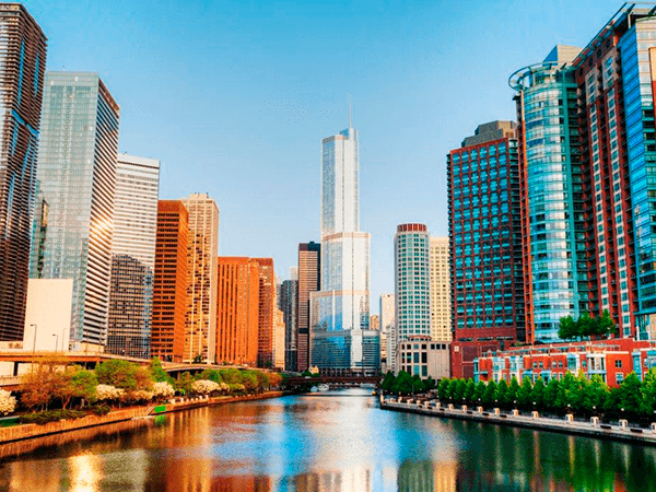 Chicago downtown with Trump International Hotel and Tower in Chi