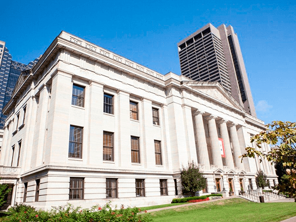 Ohio State House & Capitol Building in Columbus, OH.